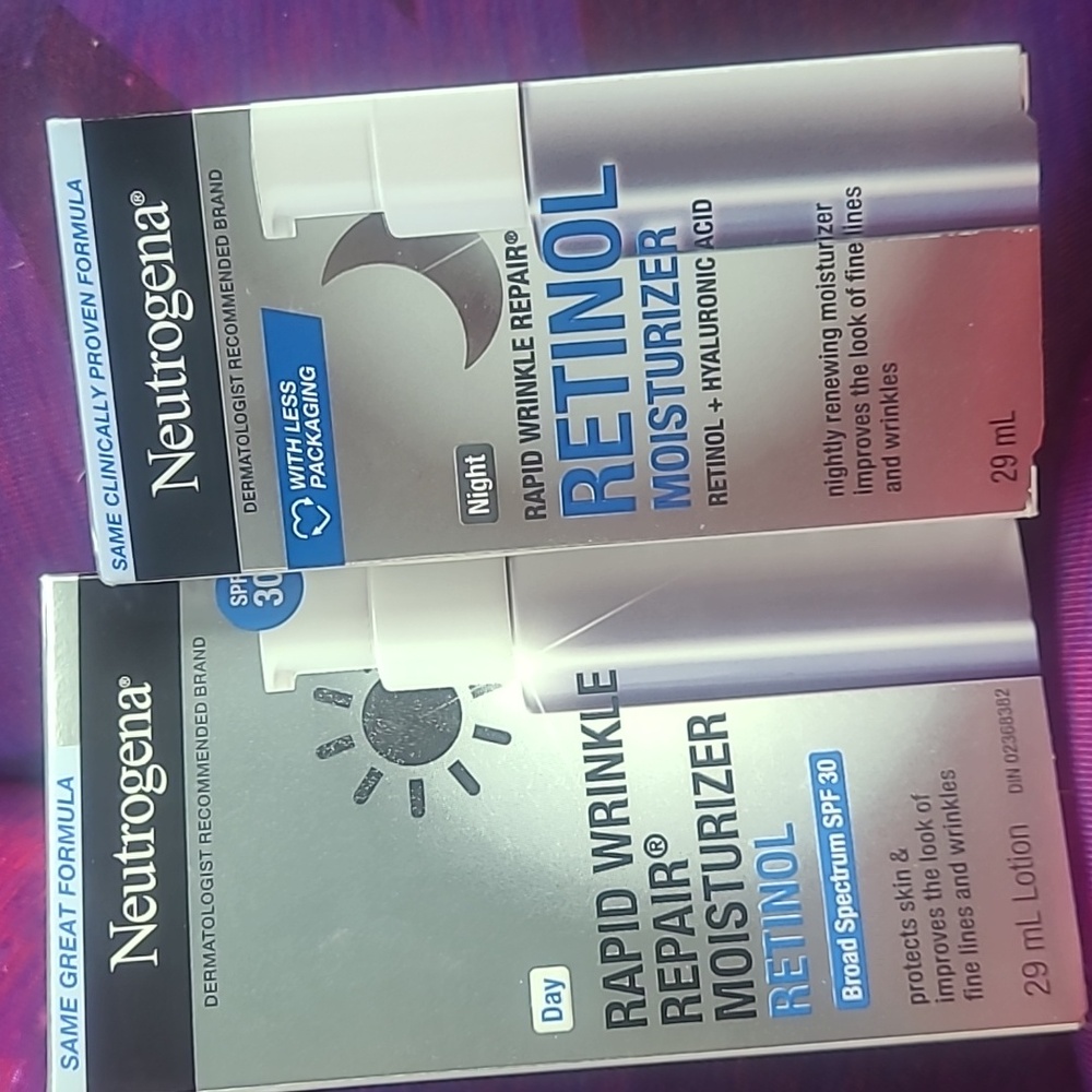 Neutrogena Retinol Moisturizer Duo with SPF DAY & NIGHT
